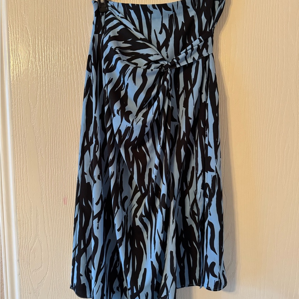 Stylish Black and Blue Patterned Top Shop Skirt